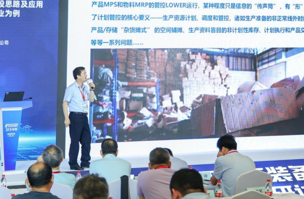 高潮H跪趴扩张调教男男视频