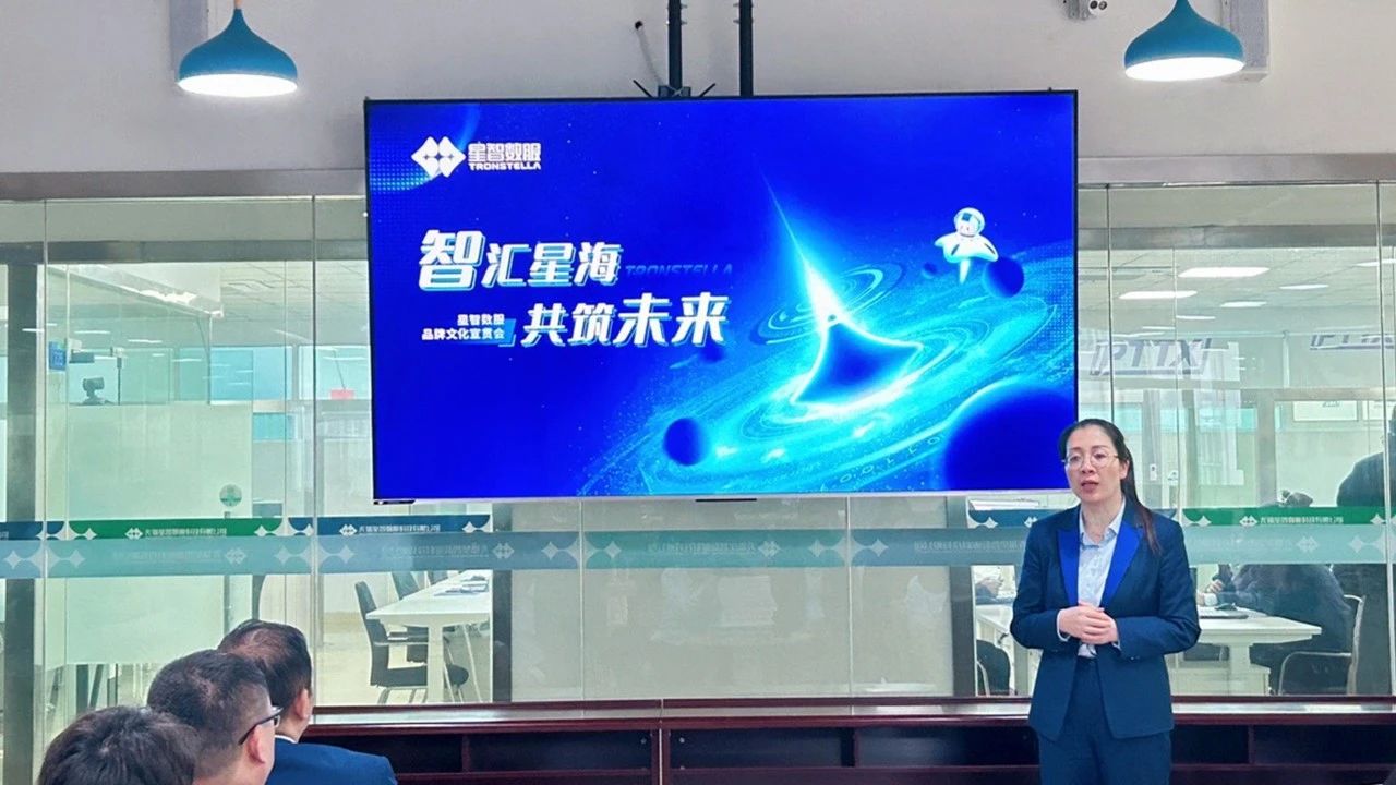 高潮H跪趴扩张调教男男视频